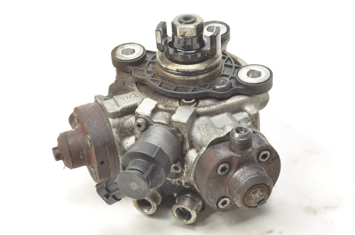 VOLVO XC60 V60 V40 II 2.0 D3 150KM 2.4 D6 INJECTION PUMP 31372081