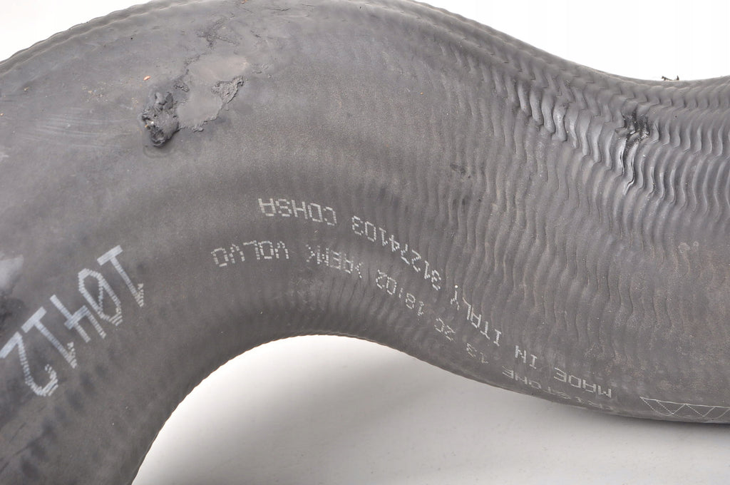 VOLVO XC60 V60 XC70 S60 II 2.4 D5 215HP INTERCOOLER HOSE 31274103