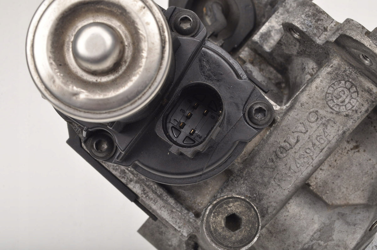 VOLVO XC60 XC90 V90 S90 2.0 D5 VALVE EGR 31439464