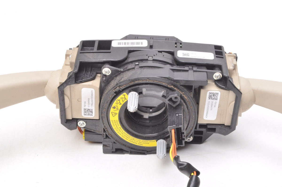 VOLVO XC70 II COMBINED SWITCH 31334646 31334648 31264171