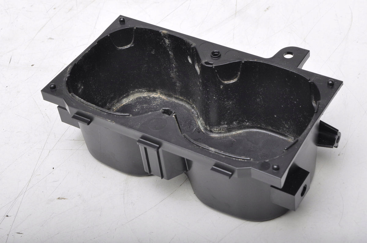 VOLVO XC70 II CUP HOLDER 39997586