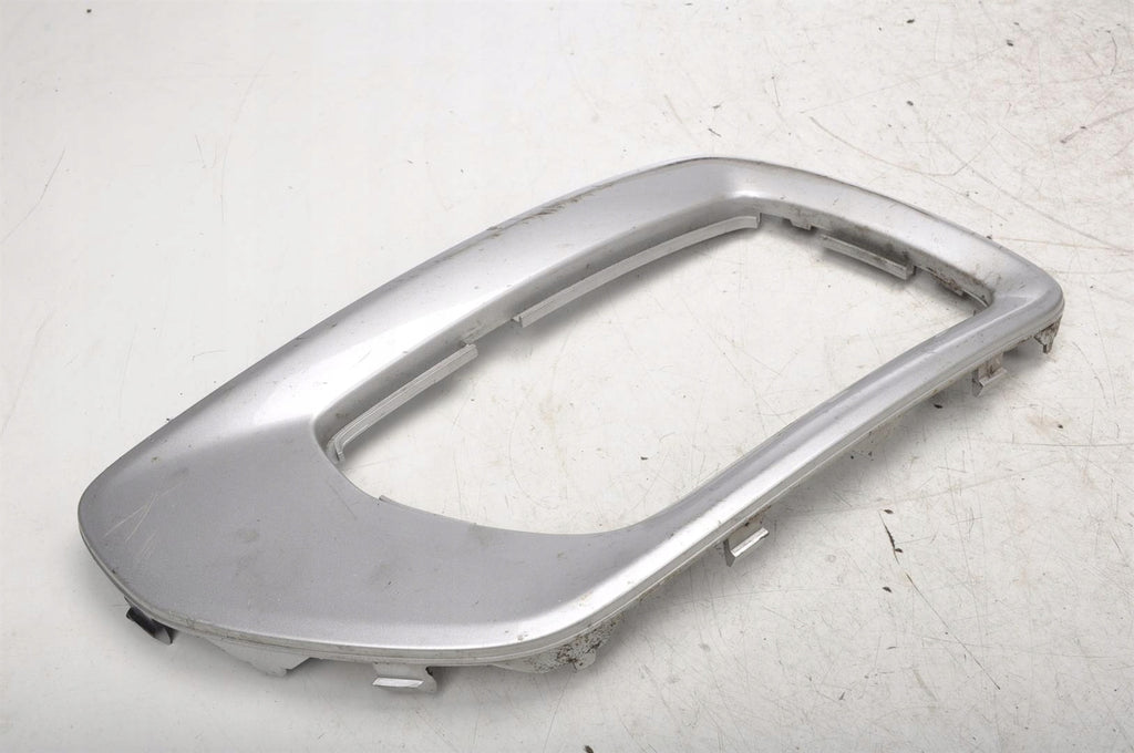 VOLVO XC70 II GRILLE DUMMY BUMPER 30744506 LEFT