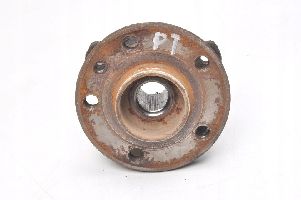 VOLVO XC70 II REAR HUB RIGHT REAR