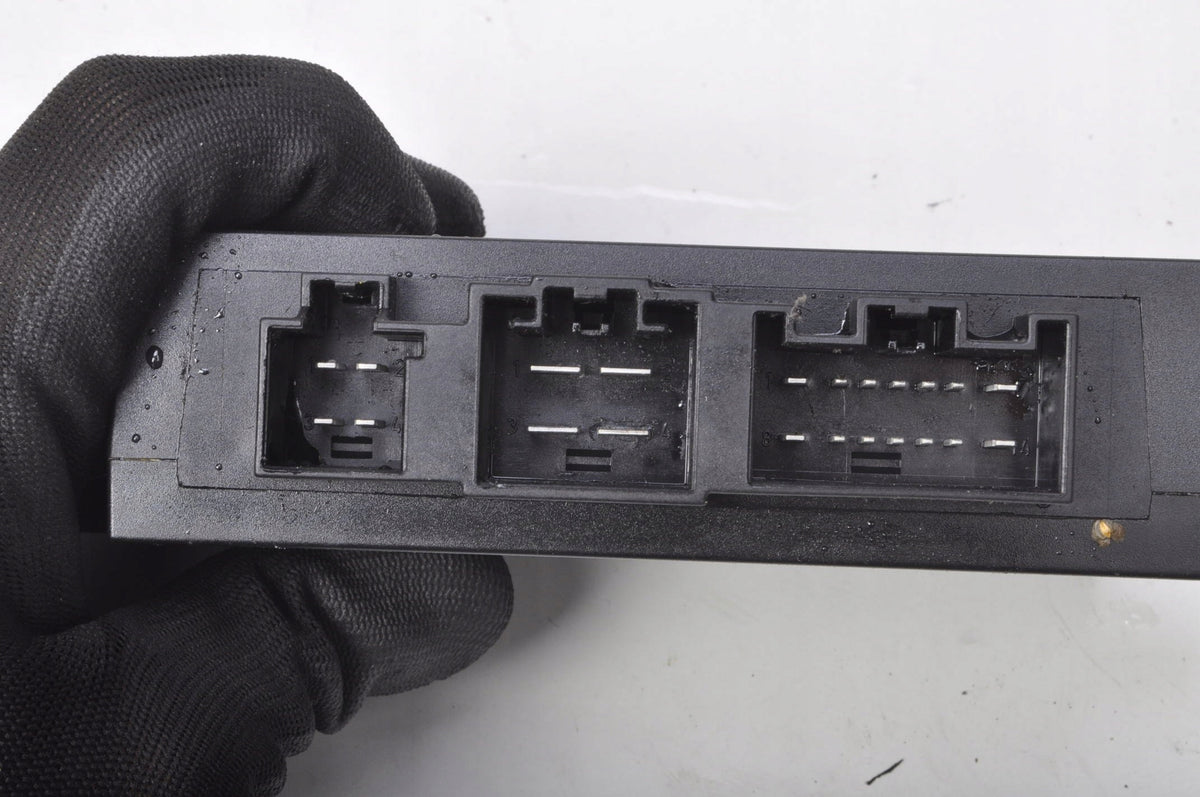 VOLVO XC70 II V70 III FLAP DRIVER MODULE 31218393