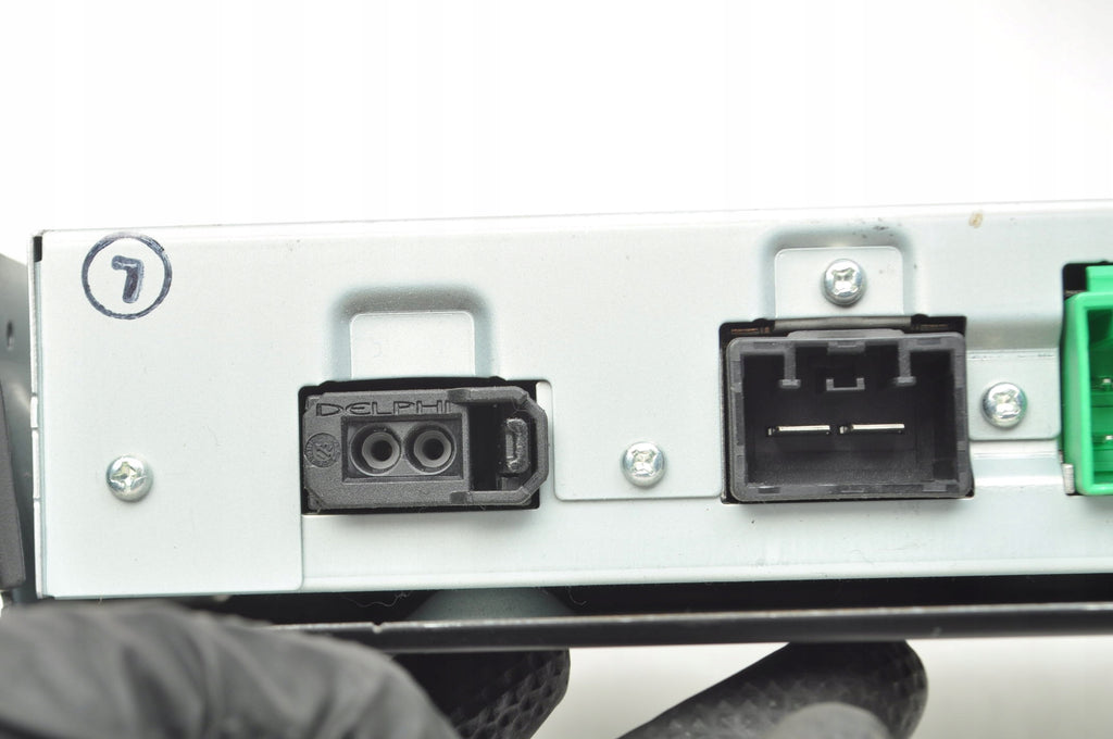 VOLVO XC70 IIXC60 AND V60 RADIO AMPLIFIER 31384100AA