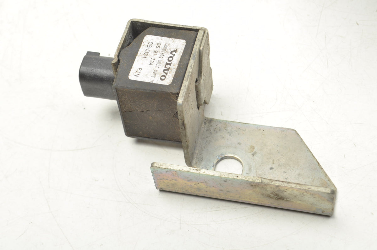 VOLVO XC70 V70 II SPEED SENSOR 8691734