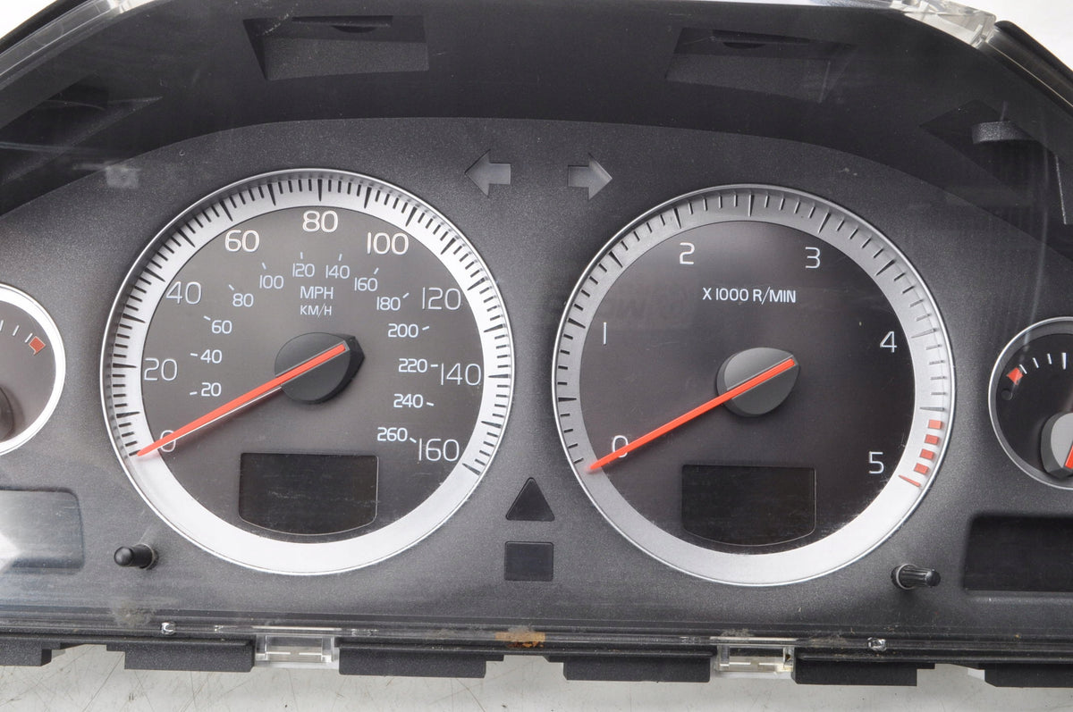 VOLVO XC90 2.4 D5 200KM COUNTER CLOCKS LIFT 31327434 UK