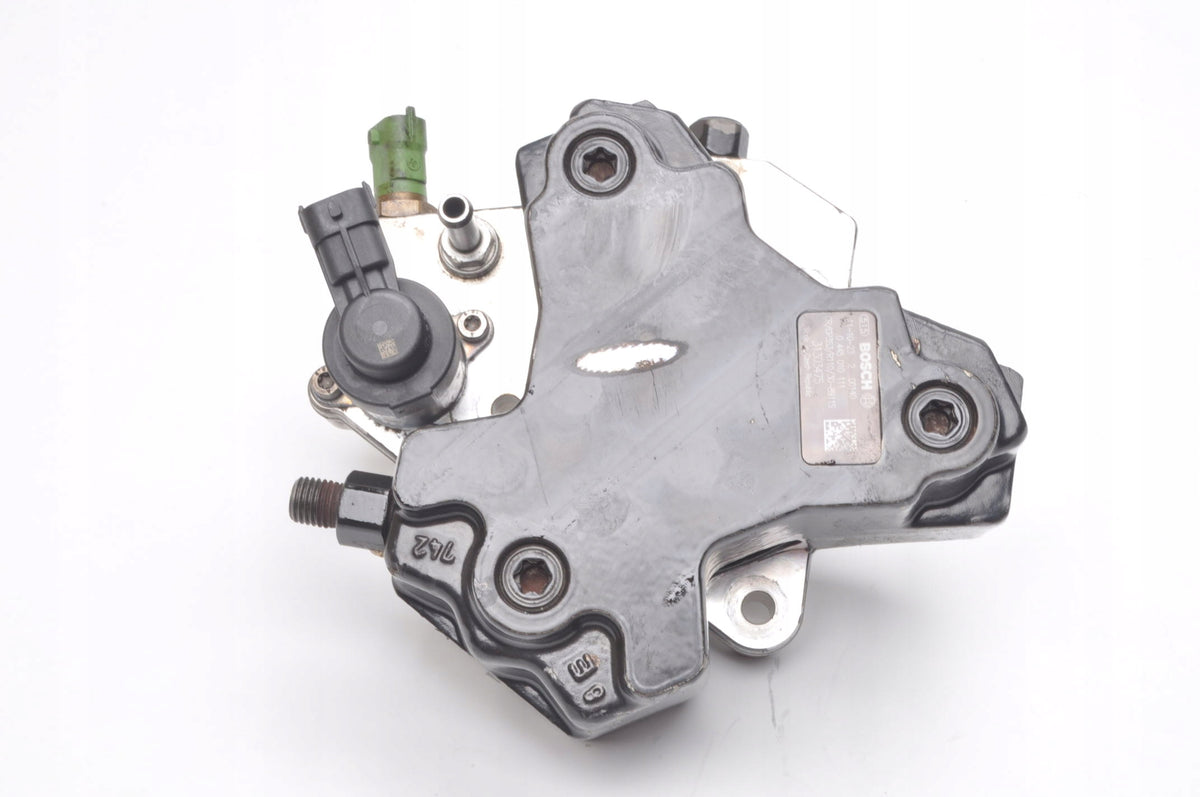 VOLVO XC90 2.4 D5 200KM INJECTION PUMP 31303475 0445010111