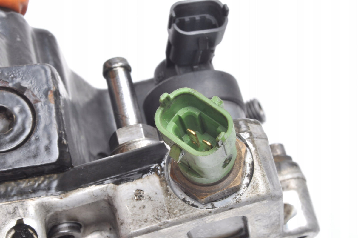 VOLVO XC90 2.4 D5 200KM INJECTION PUMP 31303475 0445010111