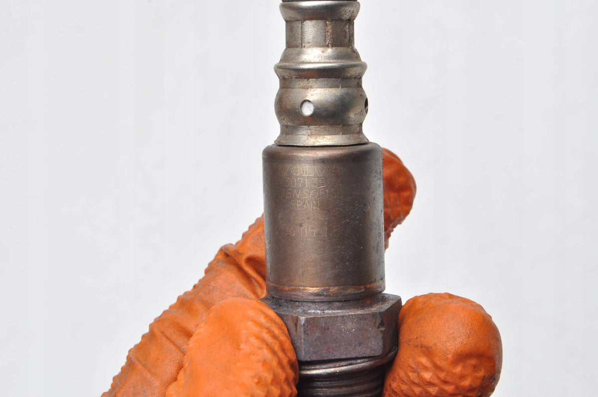 VOLVO XC90 4.4 V8 LAMBDA SENSOR 30713594