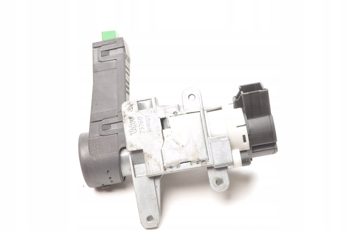 VOLVO XC90 8673073 KEY IGNITION