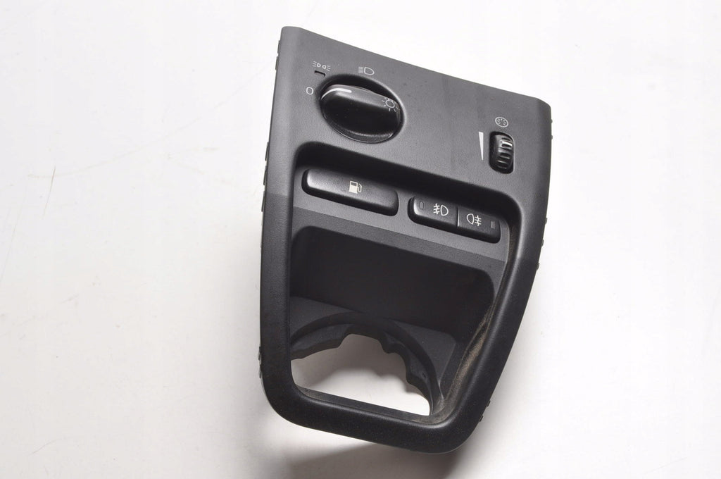 VOLVO XC90 8697221 LIGHT SWITCH