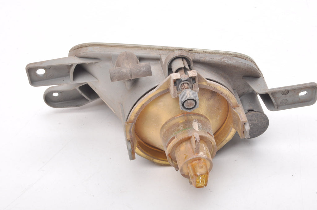 VOLVO XC90 AND FOG HALOGEN LEFT 31111182