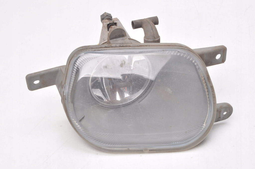 VOLVO XC90 AND FOG HALOGEN LEFT 31111182