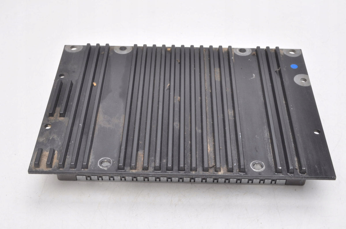VOLVO XC90 AND RADIO AMPLIFIER 31310007 LIFT