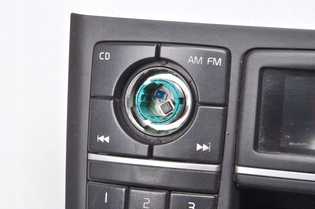 VOLVO XC90 AND RADIO PANEL 30752420