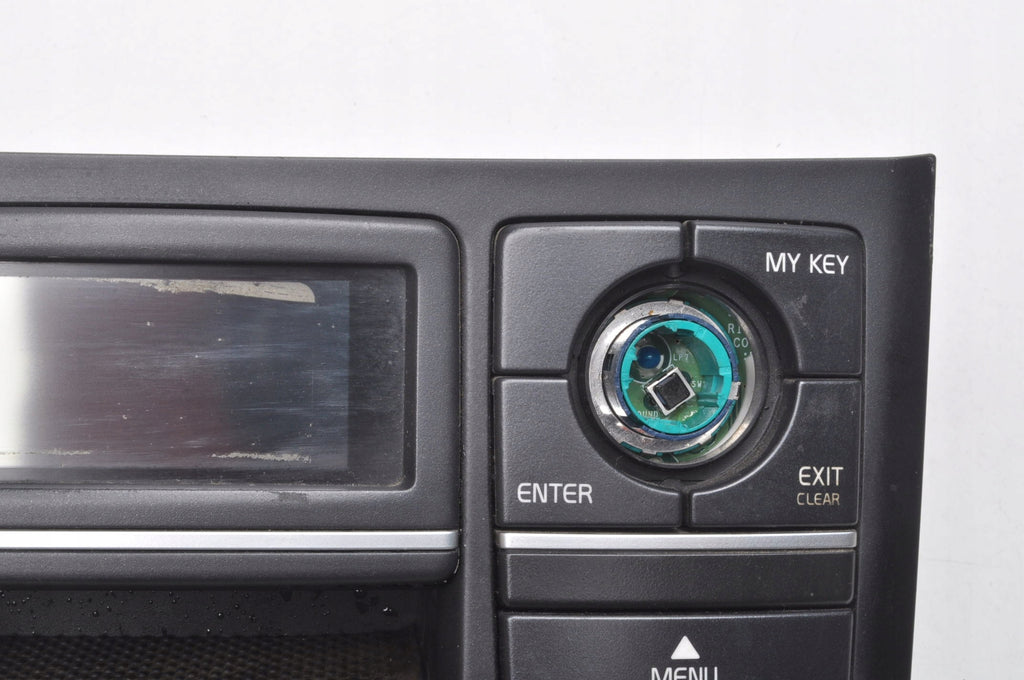 VOLVO XC90 AND RADIO PANEL 30752420