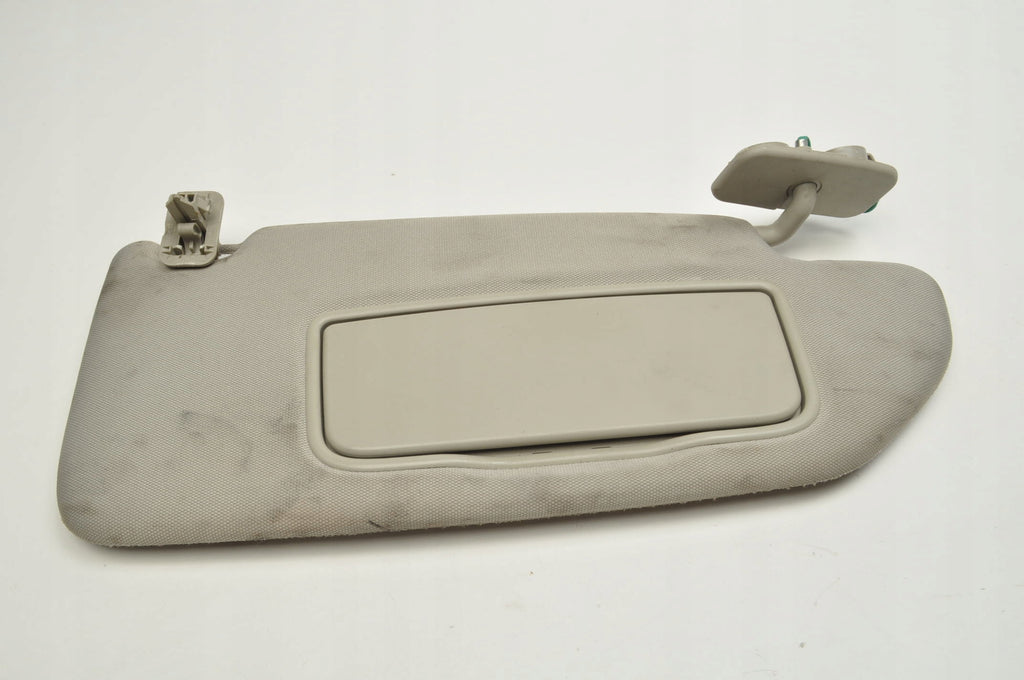 VOLVO XC90 AND SUNFLOWER COVER RIGHT