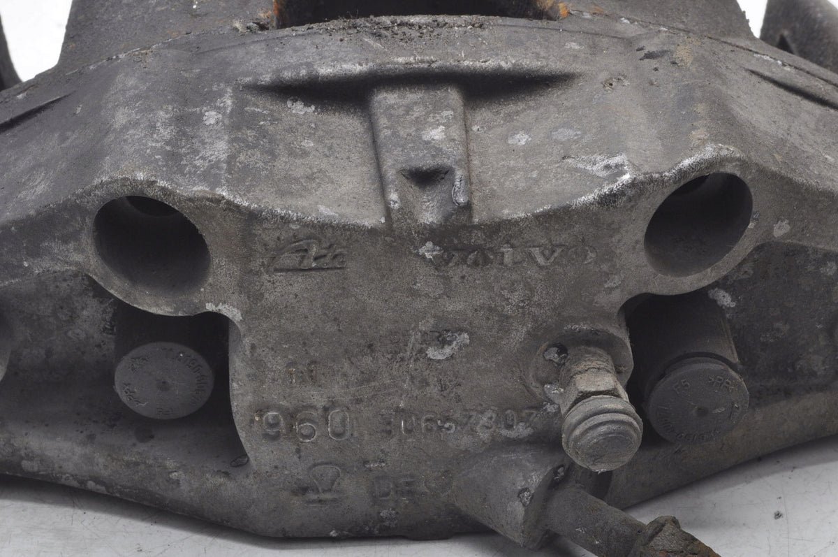VOLVO XC90 BRAKE CALIPER RIGHT FRONT 30657307 960
