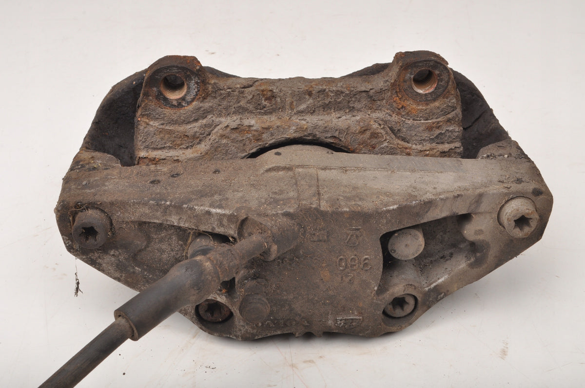 VOLVO XC90 BRAKE CALIPER RIGHT FRONT