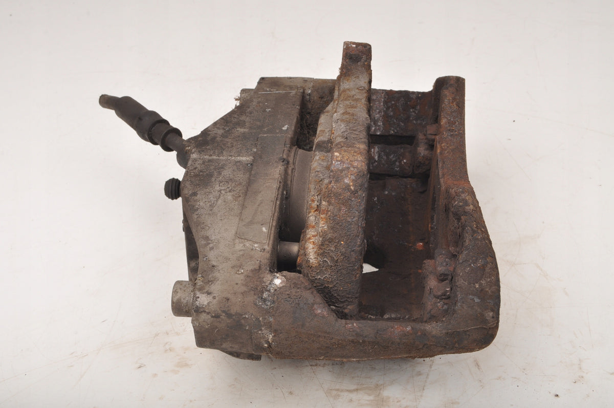 VOLVO XC90 BRAKE CALIPER RIGHT FRONT
