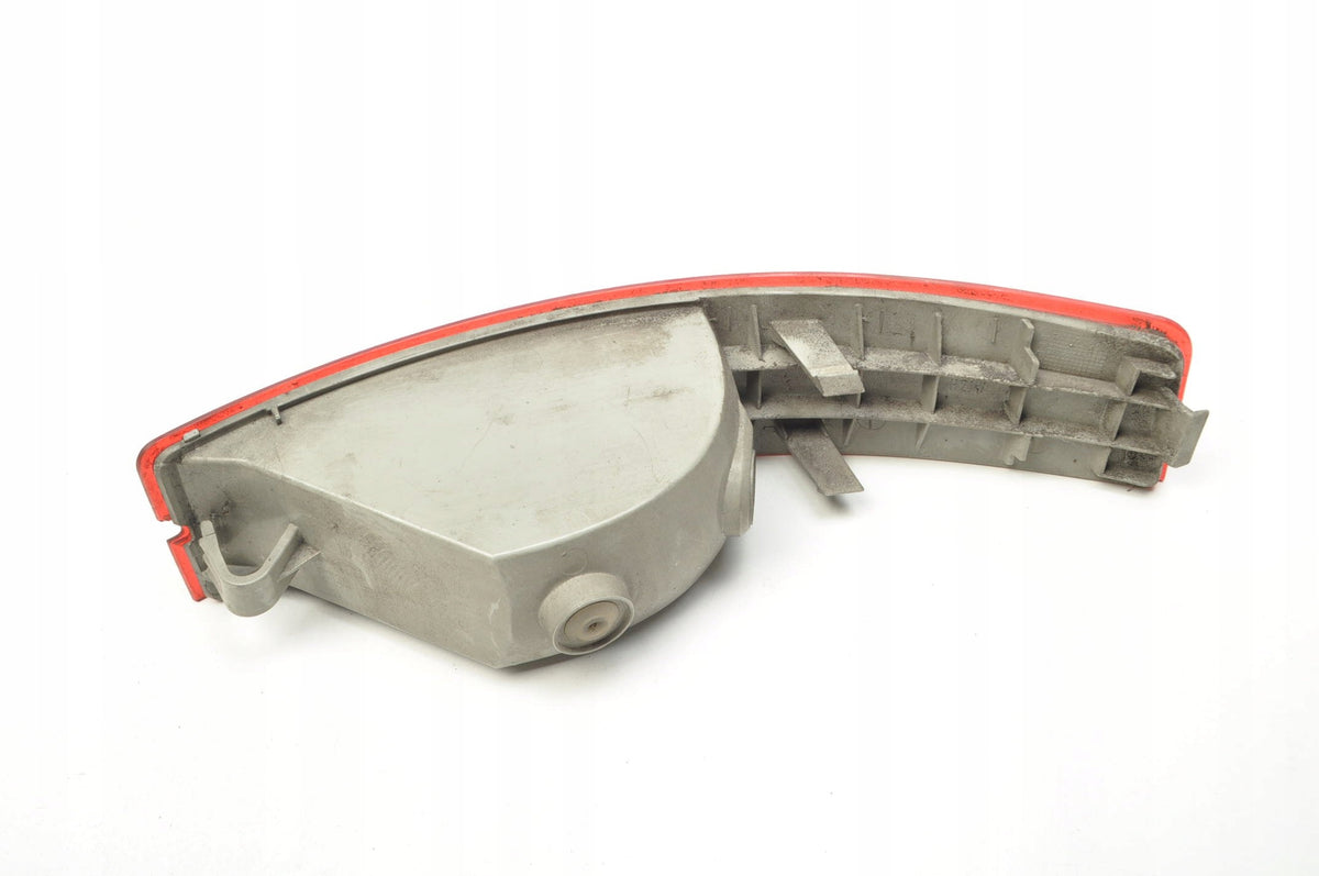 VOLVO XC90 BUMPER REFLECTOR LEFT REAR LIFT