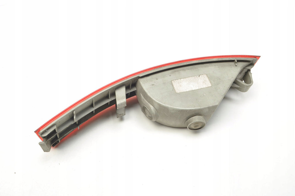 VOLVO XC90 BUMPER REFLECTOR LEFT REAR LIFT