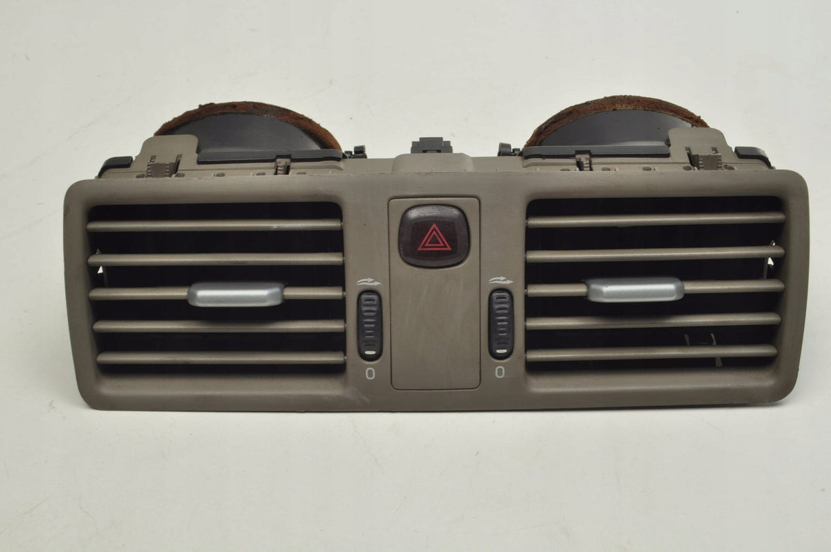 VOLVO XC90 CENTRAL AIR VENT GRILLE 3409400