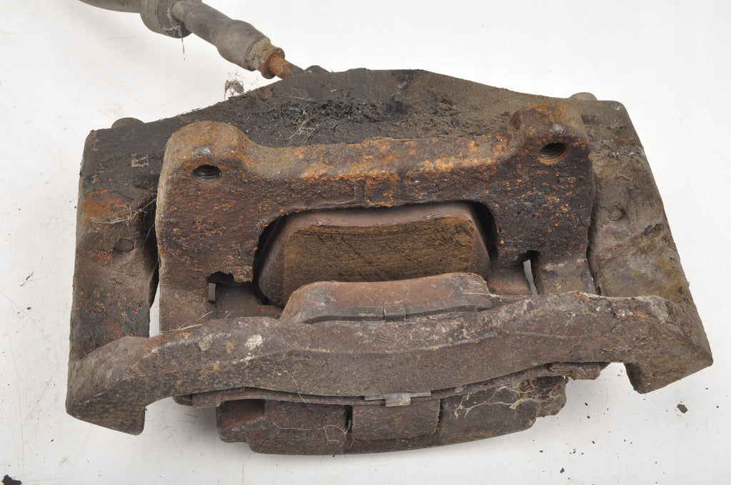 VOLVO XC90 CLAMP LEFT FRONT 30657303 959