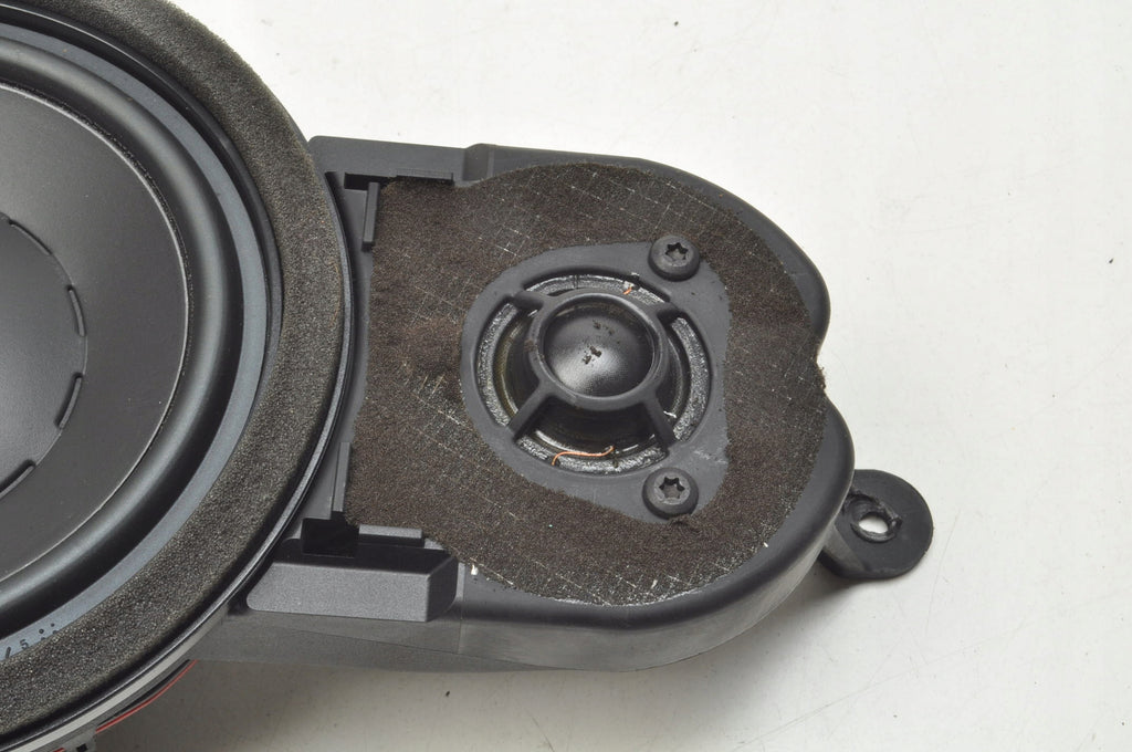 VOLVO XC90 Front door tweeter T84848 DYNAUDIO