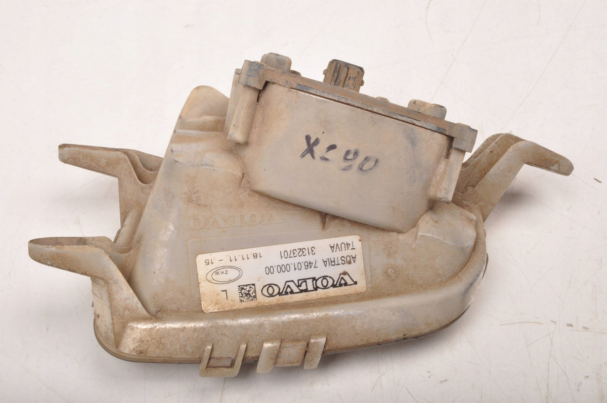 VOLVO XC90 HALOGEN LEFT 31323701 DRL