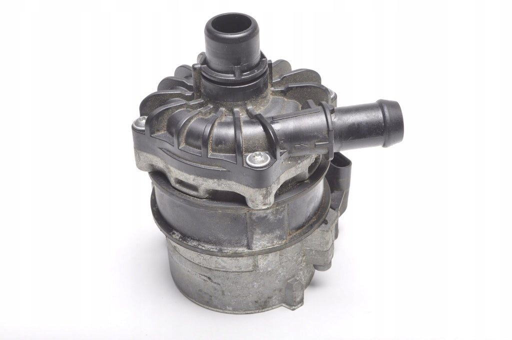 VOLVO XC90 II 2.0 16V T8 390KM WATER PUMP 31338399