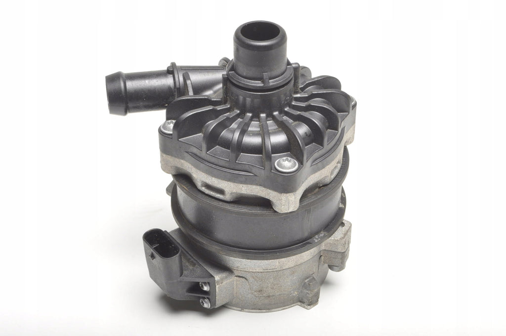 VOLVO XC90 II 2.0 16V T8 390KM WATER PUMP 31338399