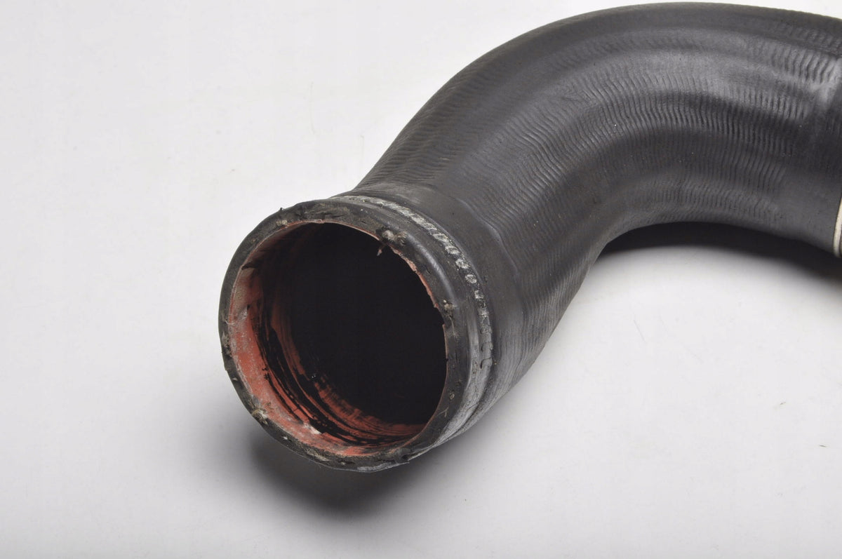 VOLVO XC90 II 2.0 D5 224KM INTERCOOLER PIPE 31370095