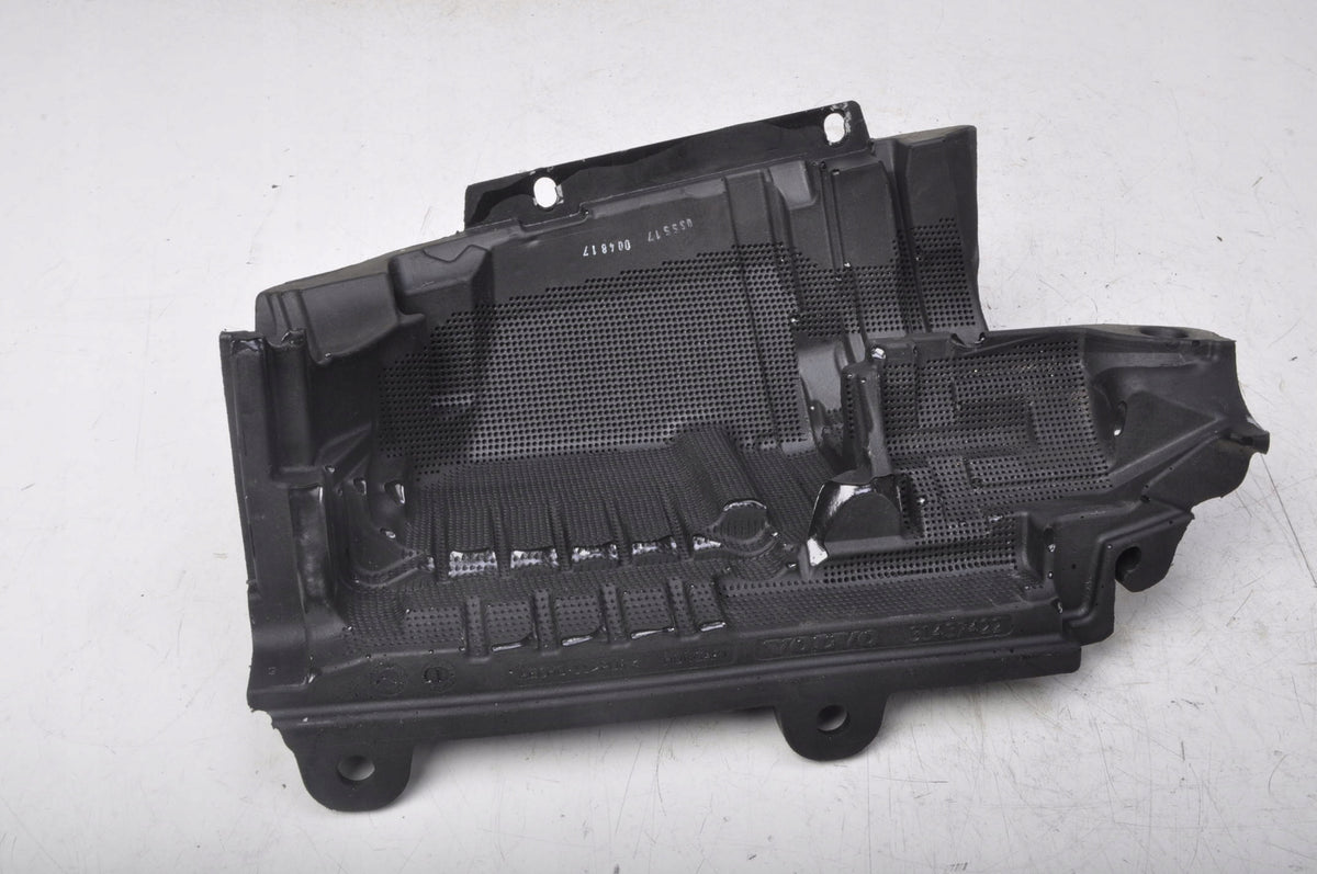 VOLVO XC90 II 2.0 T8 COVER PLASTIC 31437422
