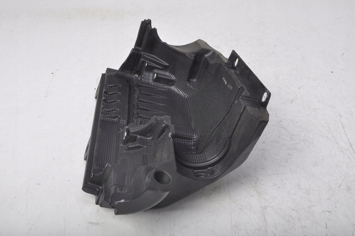 VOLVO XC90 II 2.0 T8 COVER PLASTIC 31437422