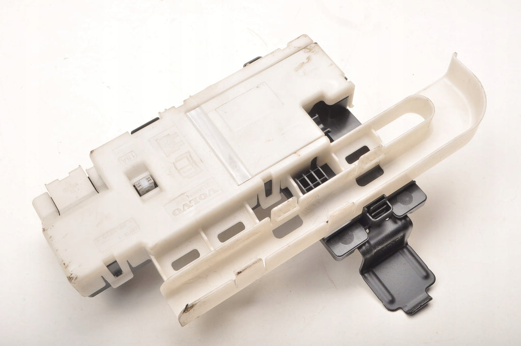 VOLVO XC90 II BATTERY RELAY MODULE 31346674