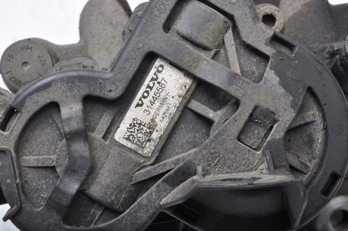 VOLVO XC90 II BRAKE CALIPER LEFT REAR 31445587