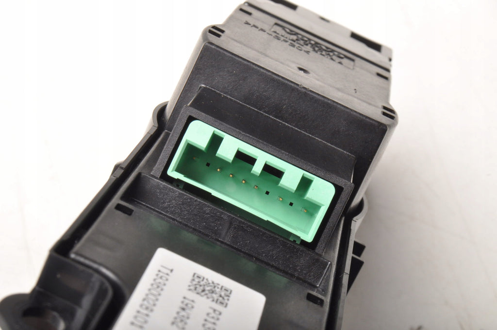 VOLVO XC90 II CENTER RADIO CONTROL PANEL 31346790