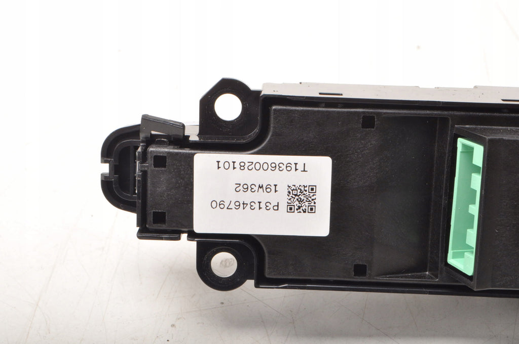 VOLVO XC90 II CENTER RADIO CONTROL PANEL 31346790