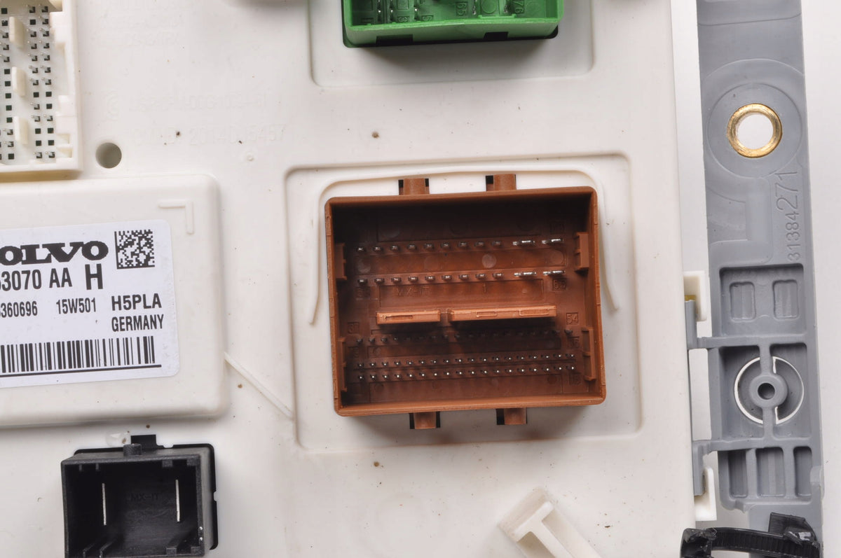 VOLVO XC90 II COMFORT BSI MODULE 31453070