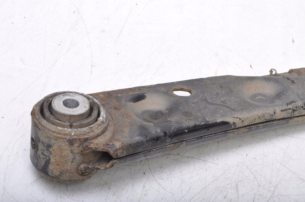 VOLVO XC90 II CONTROL ARM RIGHT REAR 31360584
