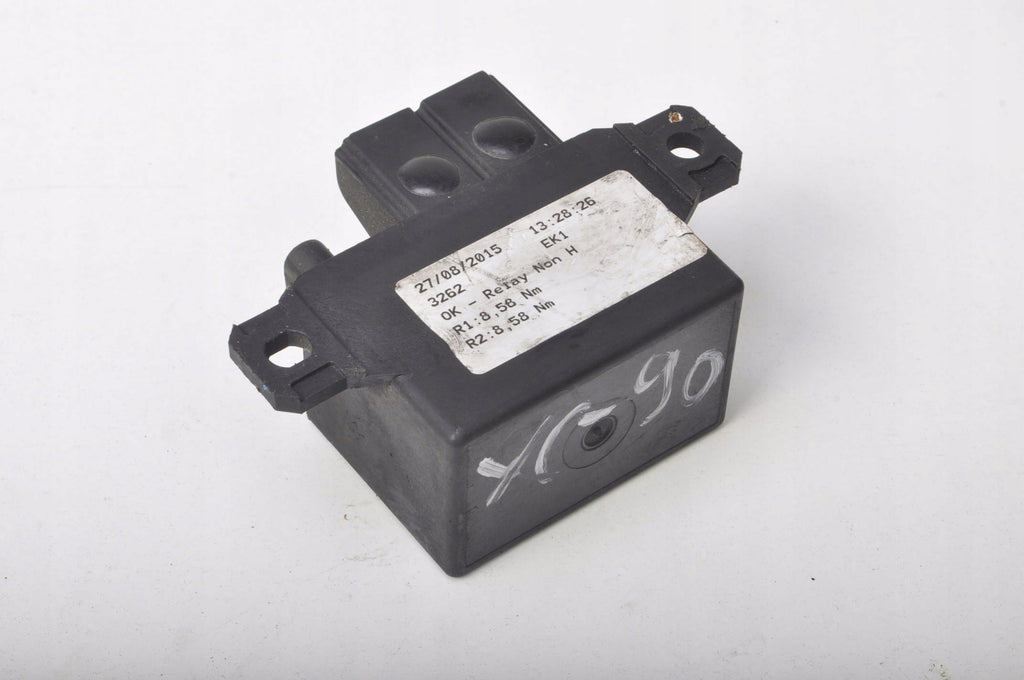 VOLVO XC90 II GLOW PLUG RELAY 31398092