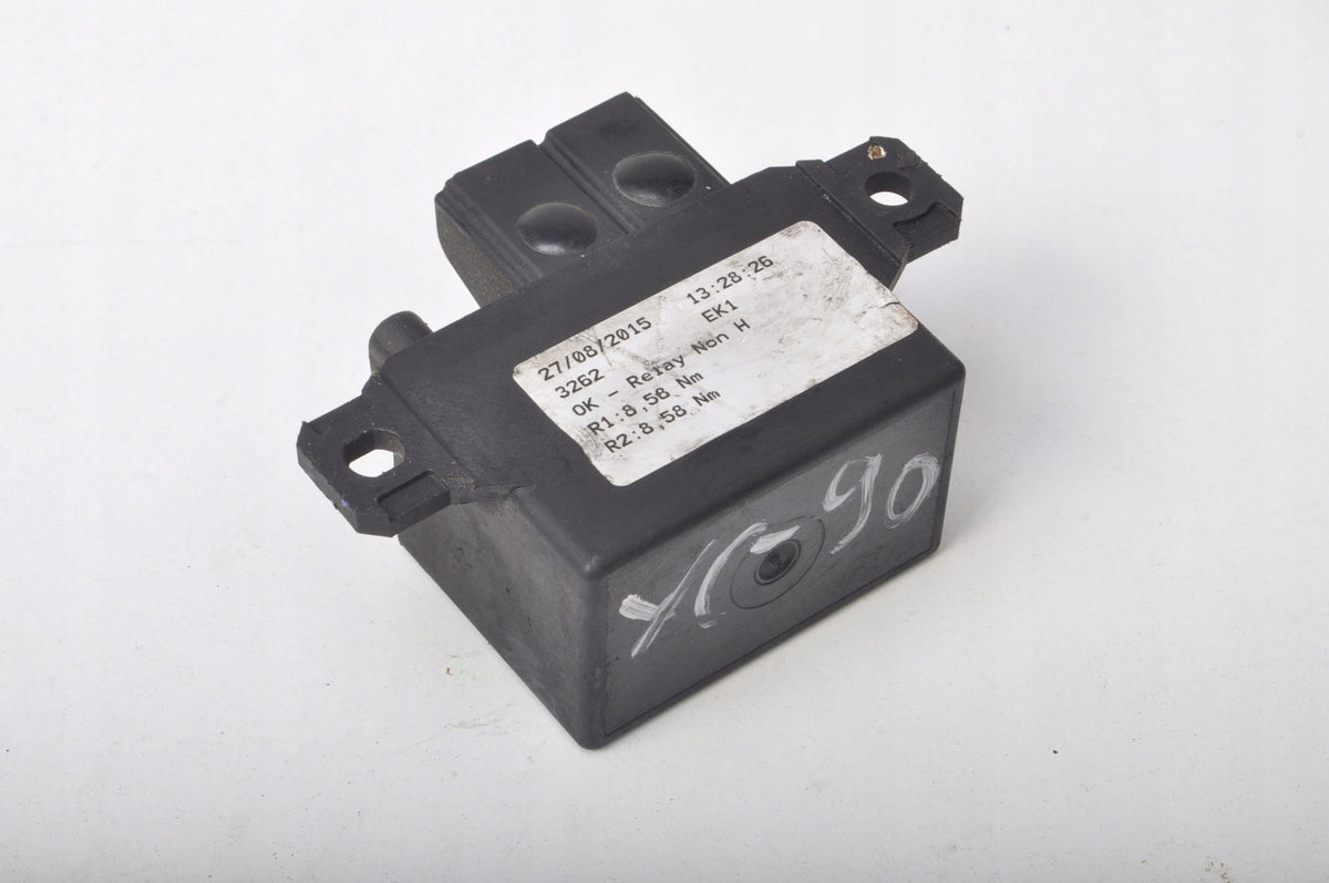 VOLVO XC90 II GLOW PLUG RELAY 31398092