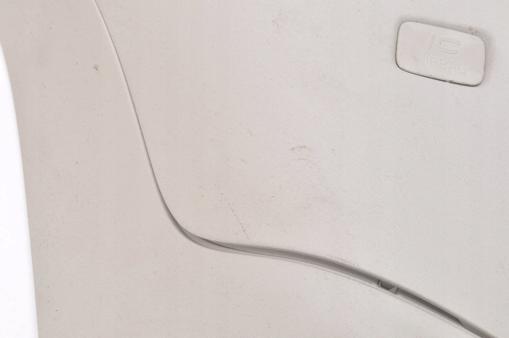 VOLVO XC90 II POST COVER RIGHT PLASTIC RIGHT 31479367
