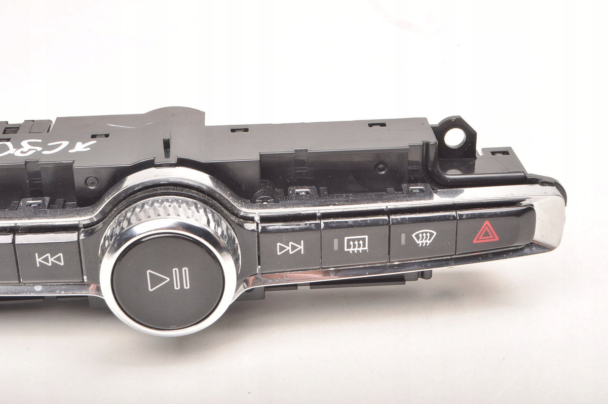 VOLVO XC90 II RADIO PANEL 31346790