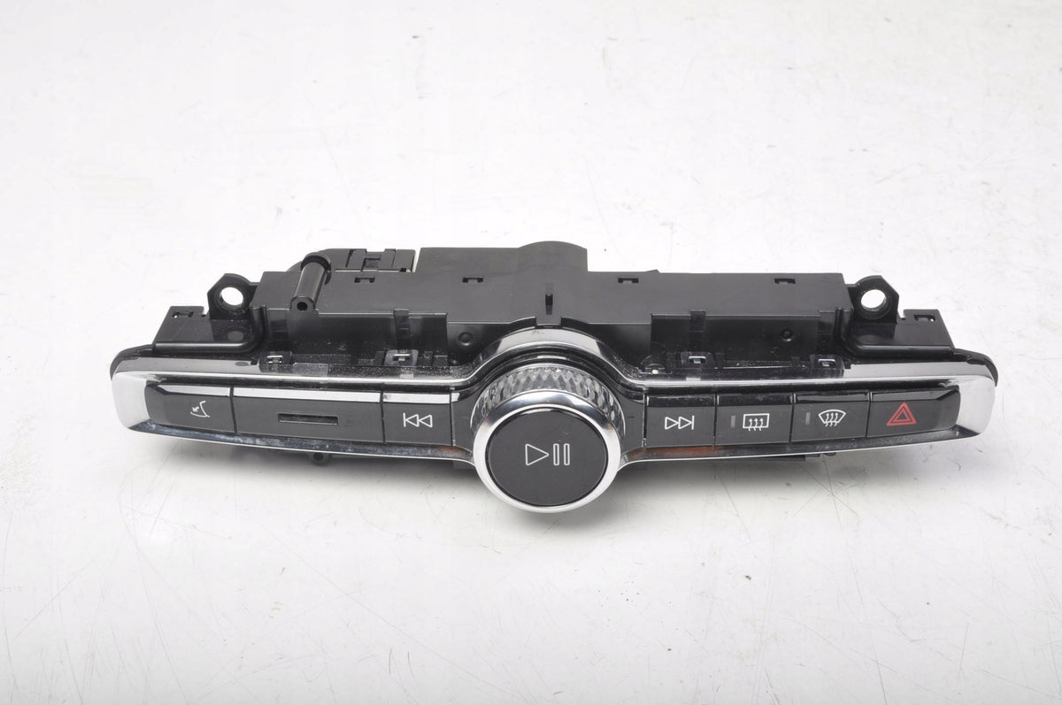 VOLVO XC90 II RADIO PANEL P31346790 2019R