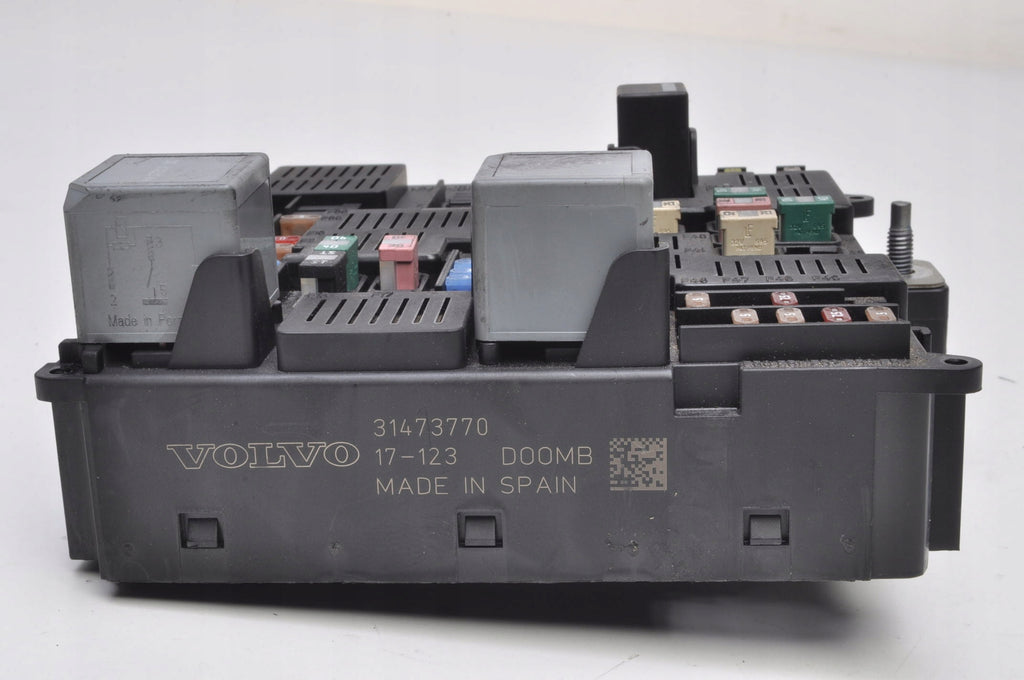 VOLVO XC90 II S90 XC60 II FUSE BOX 31473770