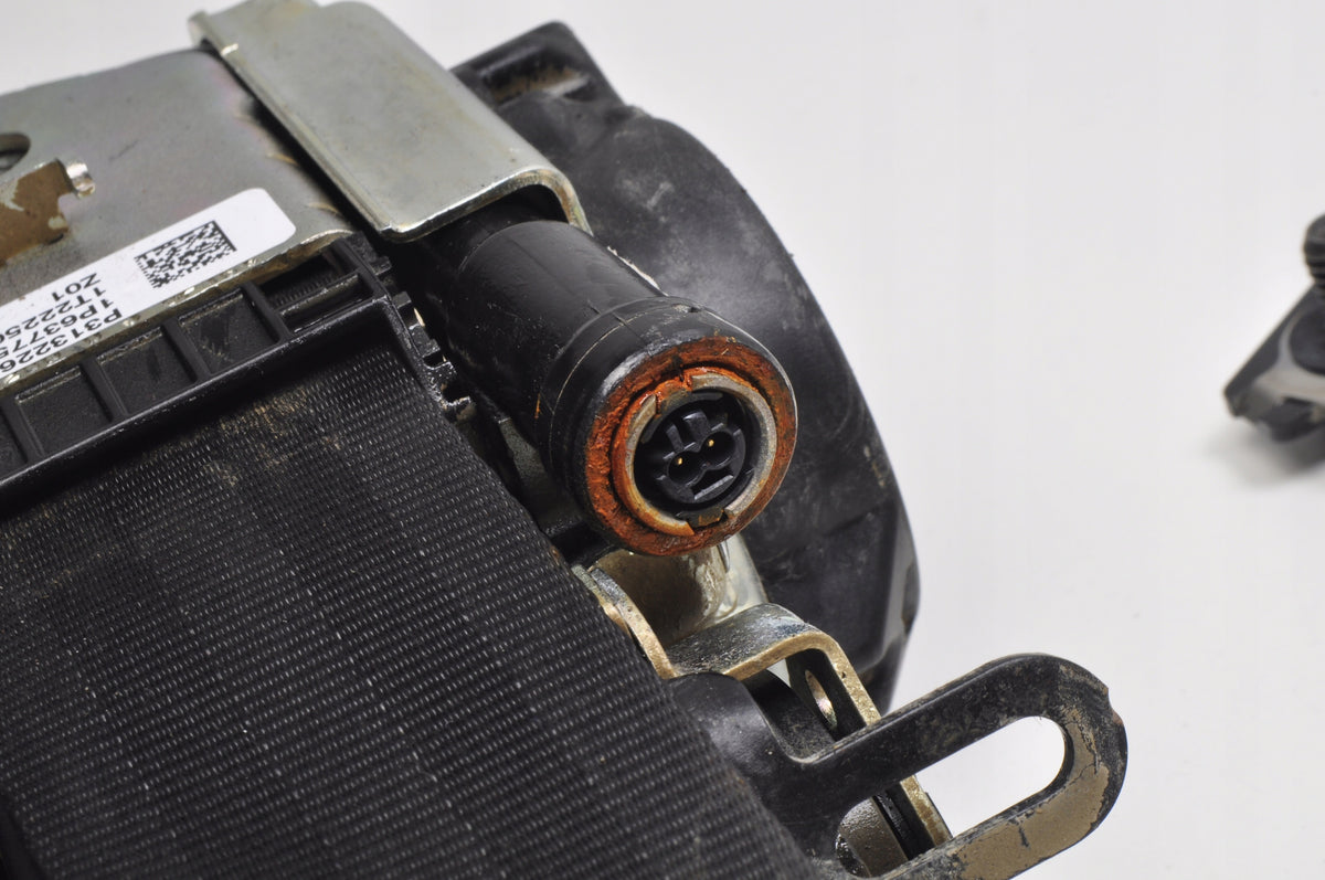 VOLVO XC90 II SEAT BELT RIGHT FRONT 31322654