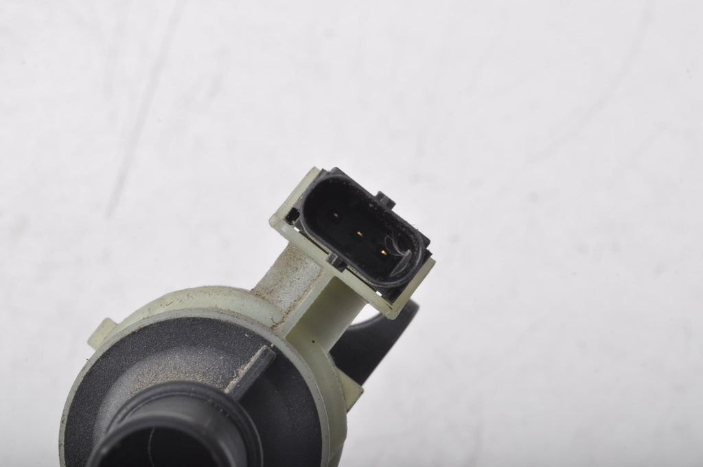 VOLVO XC90 II SENSOR FUEL VALVE 32242463
